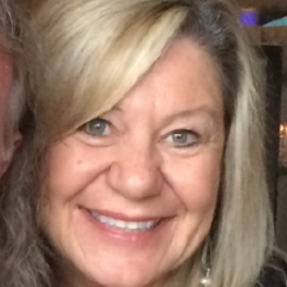 Meet your Posher, Debbie